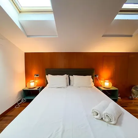 Modern In Old Town W Cathedral Views شقة *